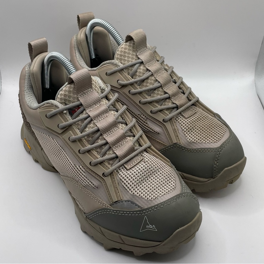 Roa Lhakpa Hybrid Hiking Shoes Size 38 (Women’s 7.5)